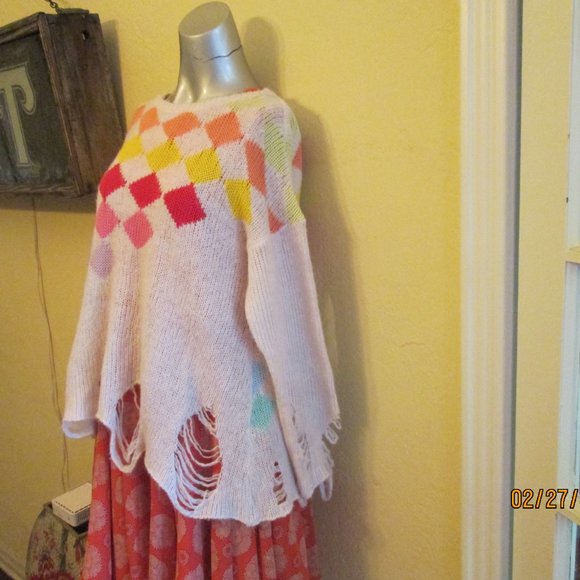 Wildfox White Free People Label Distressed Oversized Pullover Sweater - Picture 4 of 6